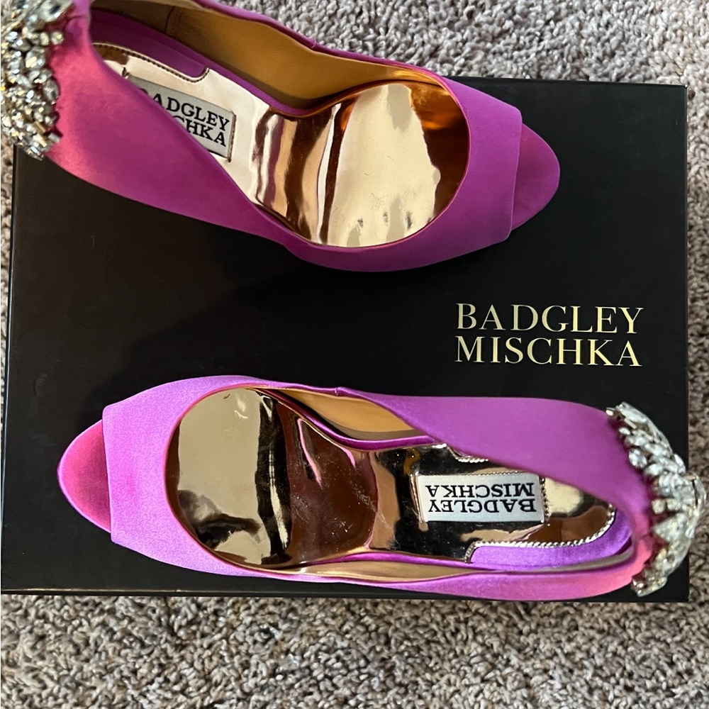 Badgley Mischka Pink Heels Satin Elegance